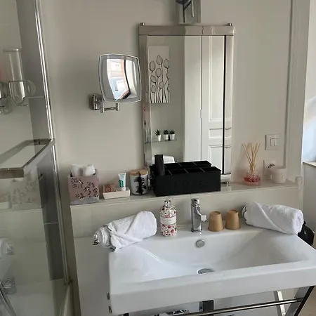 Chez Celine בית אירוח שרבורג